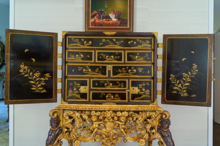 Japanese 17th c. Lacquer Traveling Chest on Stand