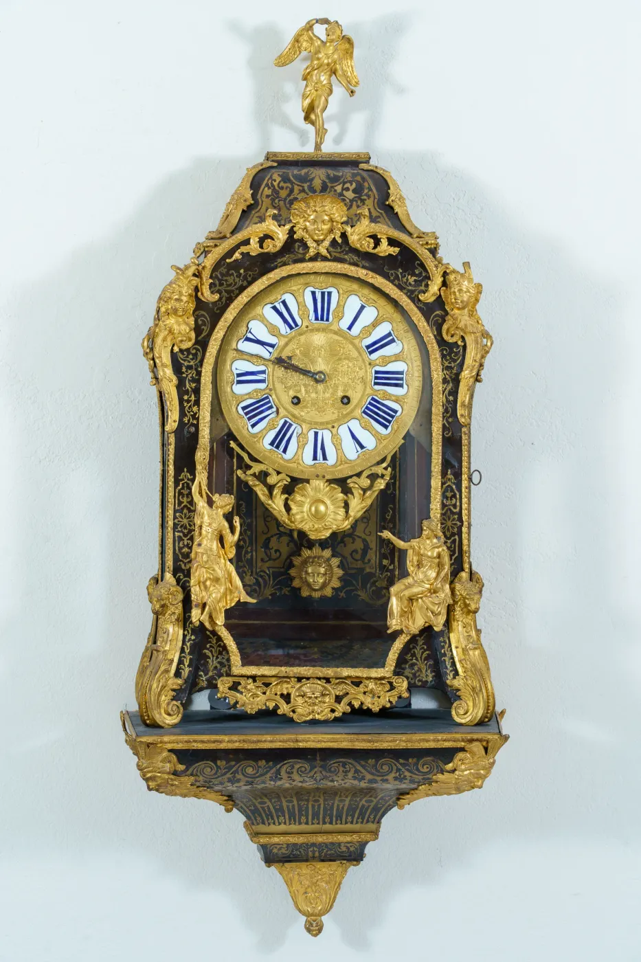 French, late 17th–18th c. Louis XIV Bracket Clock, in manner of Boulle, photograph 1