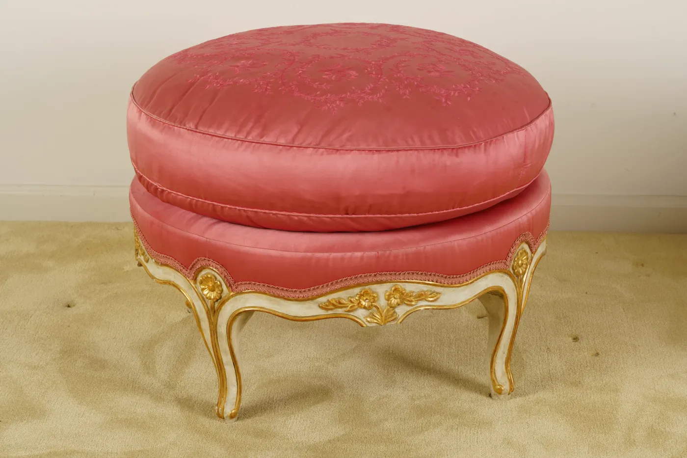 French 18th c. Louis XV Style Footstool, photograph 1