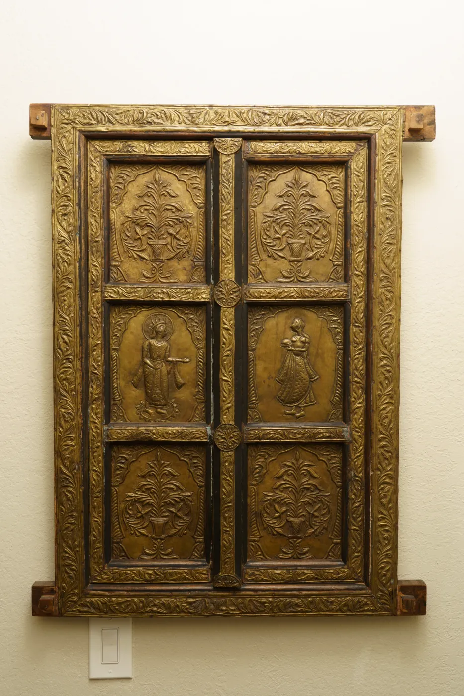 Indian 20th c. Embossed Brass Ornamental Window Shutters, photograph 1
